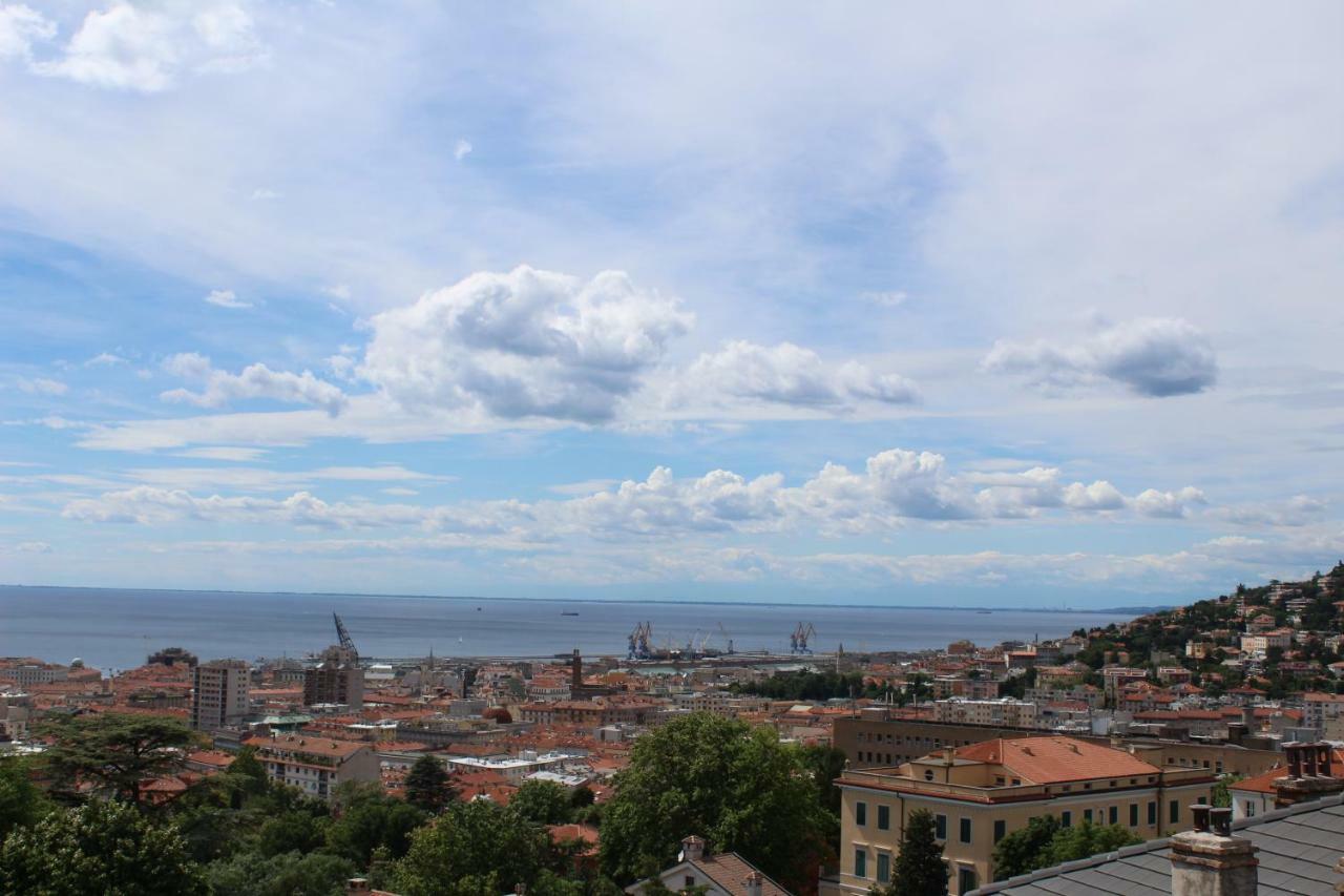 Liberty Sul Golfo Hotel Trieste Luaran gambar
